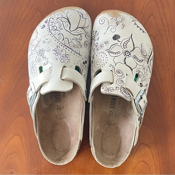 Birkenstock Women’s Floral Print White Leather Clog | EU 37 - Picture 7 of 7